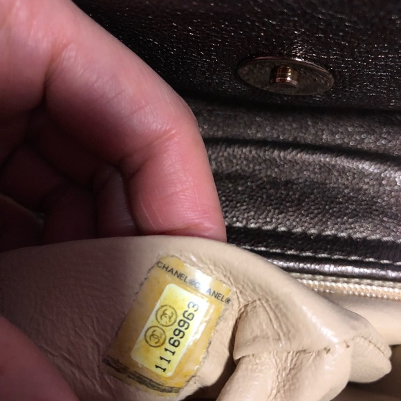 Auth Chanel handbag - Picture 7 of 8